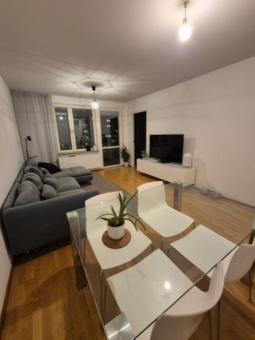 Råcksta gårdsväg, Vällingby - Foto 2