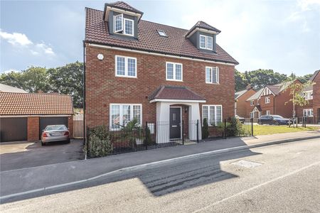 4 bedroom detached house to rent - Photo 4