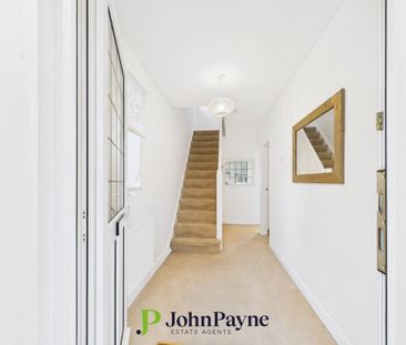 3 bedroom detached house to rent - Photo 4