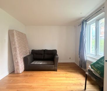 3 1/2 Semi-meublé à Montcalm - Photo 1