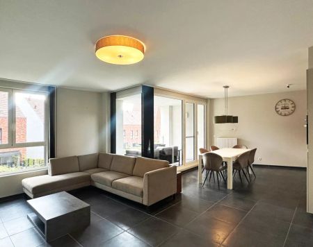 Modern appartement met 2 slaapkamers, aangenaam terras & autostaanplaats in Lier! - Photo 3