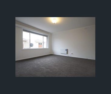 Very Spacious 2BR Apartment Right Near Chadstone! - Photo 1