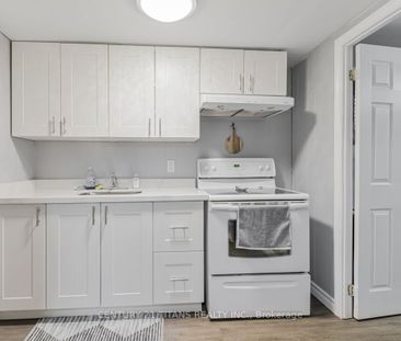 For Lease - 156 Madawaska Avenue, Oshawa, Ontario - Photo 4