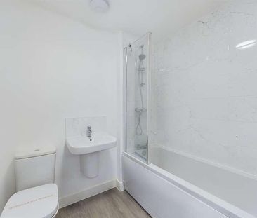 Cornfield Lane, Kingsnorth, TN25 - Photo 6