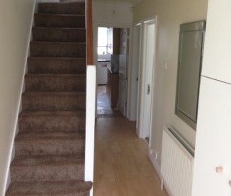 FOUR BEDROOM-2 BATHROOMS-NEWLY REFURBISHED-5 MINS FROM BCU-£80 P/W... - Photo 4