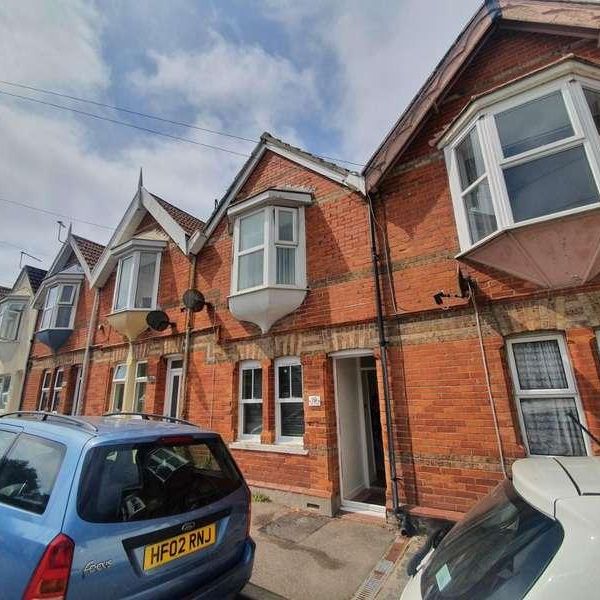 Ferndale Road, Weymouth, DT4 - Photo 1
