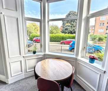2 Bed, Flat - Photo 5