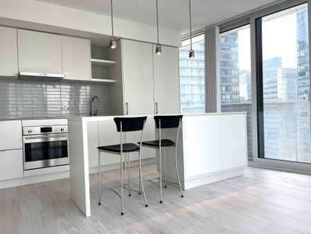 For Lease - 100 Harbour Street Unit# 2804, Toronto, Ontario - Photo 2