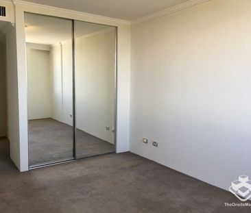 Modern Apartment in the Heart of Chatswood - Photo 1