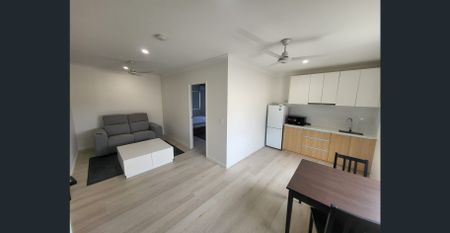 Premium 1 Bedroom Unit in Acacia Ridge - All Bills Included! - Photo 2