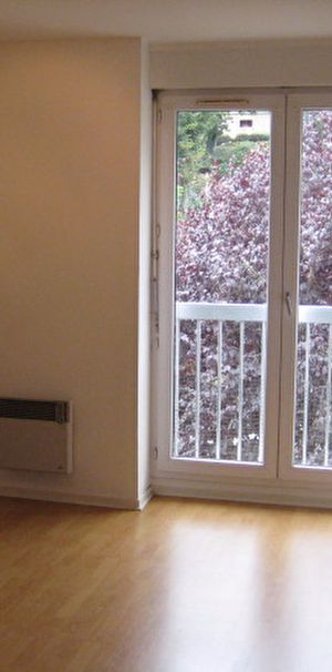 Location Appartement 1 pièce 28m² EPERNON 28230 - Photo 1