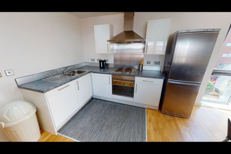 2 Bed Flat, The Reach, L3 - Photo 5