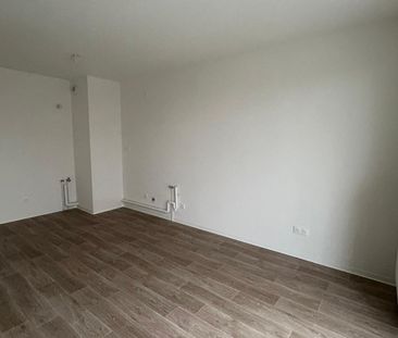 Location Appartement 1 pièce 28m² MULHOUSE 68100 - Photo 2