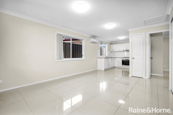 Two Bedroom Granny Flat In Convenient Location - Photo 1