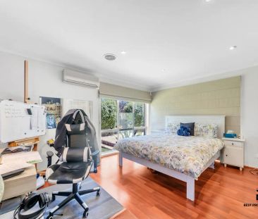 “Modern Family Home in Berwick with 4 Bedrooms” - Photo 2