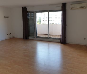 Location Appartement 3 pièces 66m² MARSEILLE 8ème - Photo 1