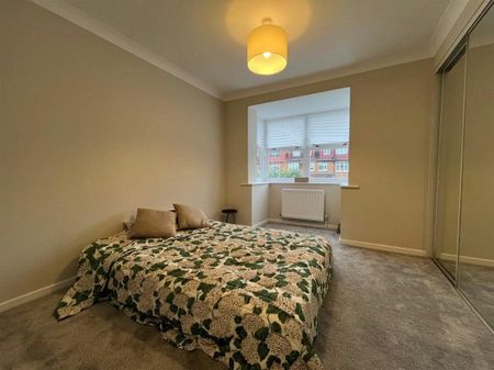 Dovecote Gardens, Sheen, SW14 - Photo 3