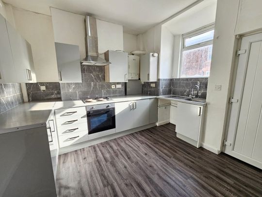 2 Bed Terraced House, Hovis Street, M11 - Photo 1