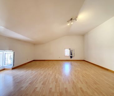 Noves : Appartement T3 avec double séjour, - Photo 2