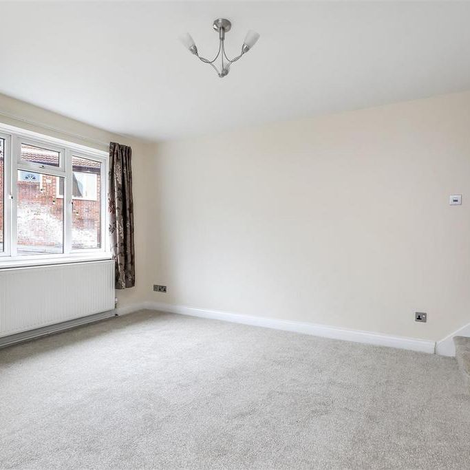 2 bedroom semi-detached house to rent - Photo 1