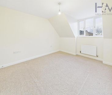 3 bedroom semi-detached house to rent - Photo 3