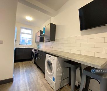 1 bedroom in a house share to rent - Photo 6