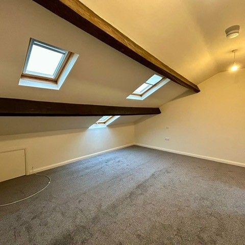 Station Road, Padiham - Photo 1