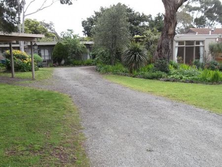 Quiet Court In Old Ocean Grove - Photo 5