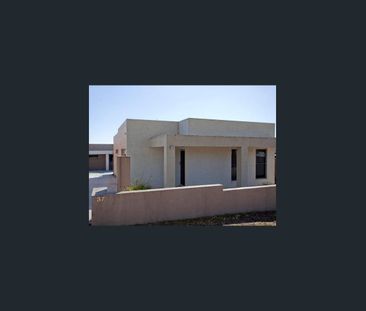 3/37 Day Street, East Bendigo, Vic 3550 - Photo 5