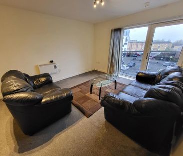 2 bedroom apartment to rent - Photo 3