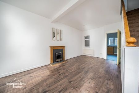 5 Coastguard Road, Larne, BT40 1AU - Photo 2