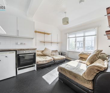 6 bedroom terraced house to rent - Photo 1