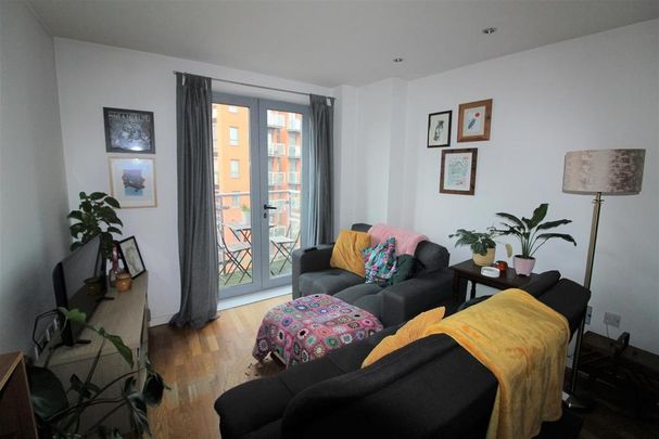 1 bedroom apartment to rent - Photo 1