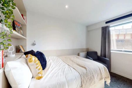 Bronze Studio Upper Level - Photo 4