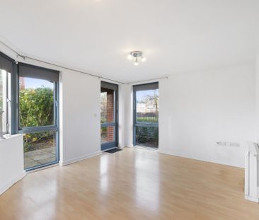 Lanacre Avenue, London, NW9 - Photo 3