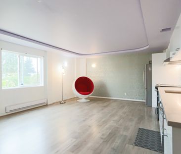 2328 Mathers Avenue, West Vancouver - Photo 2