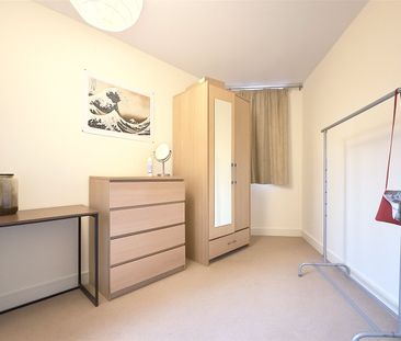 2 Bedroom - Photo 6