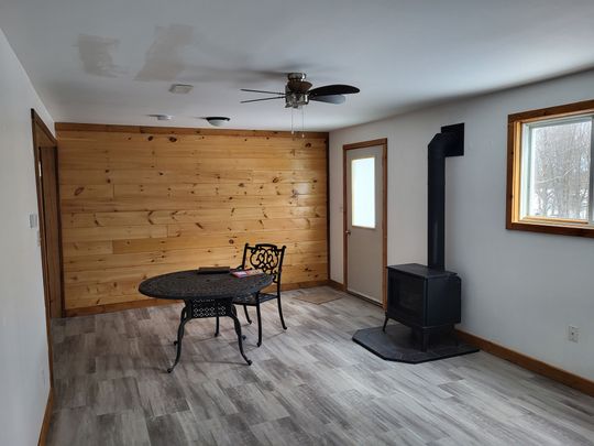 For Lease - 273 Skyhills Road Unit# Lower Level, Huntsville, Ontario - Photo 1