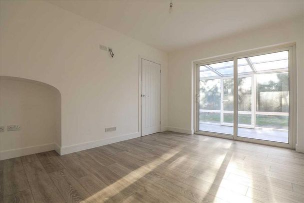 3 bedroom property to rent - Photo 1