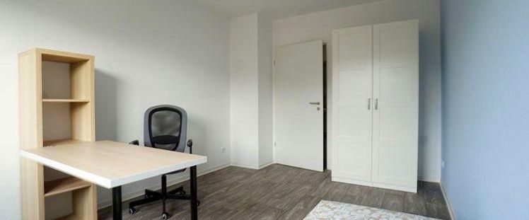 Zentral gelegenes WG-Zimmer in Plauen für Studenten und Schüler - ab sofort verfügbar! - Photo 1