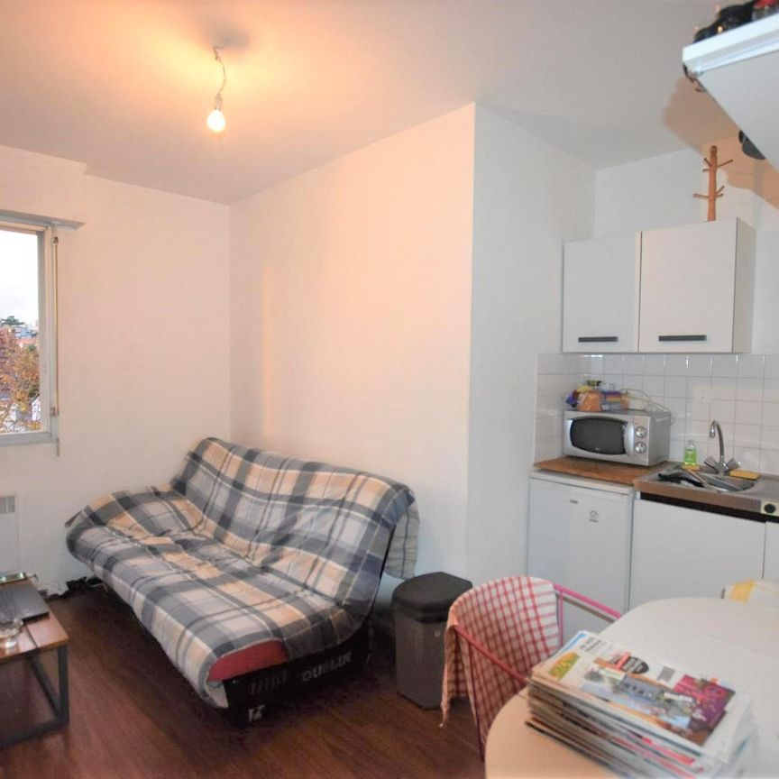 Location Appartement 1 pièce 19m² CHOLET 49300 - Photo 1