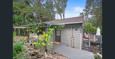 Beachside Family Home! - Photo 5