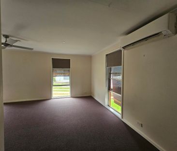 2 Cologne Court, Wodonga VIC 3690 - House For Rent | Domain - Photo 5