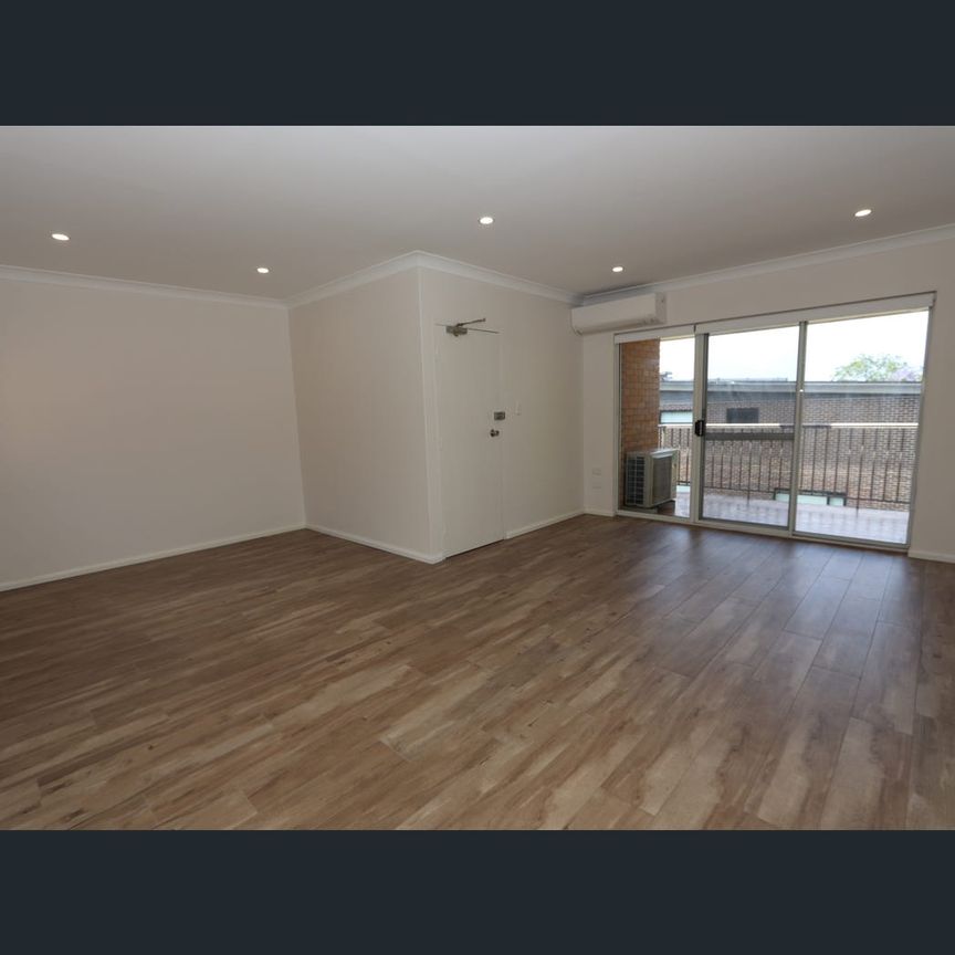 10/190 Queen Victoria Street, Bexley, NSW 2207 - Photo 1