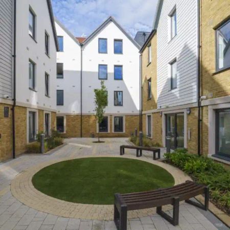 Studio Style E01 - Photo 5