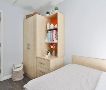 Classic Three Bed - Photo 6