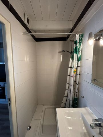 Location Appartement 2 pièces 28m² - Photo 5