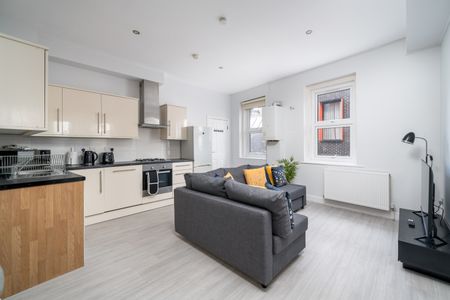 2 Bed Flat, Brick Lane, E1 - Photo 4