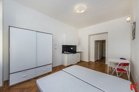 Pronájem bytu 1+kk 27 m² - Фото 4