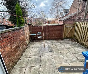 2 bedroom terraced house to rent - Photo 6